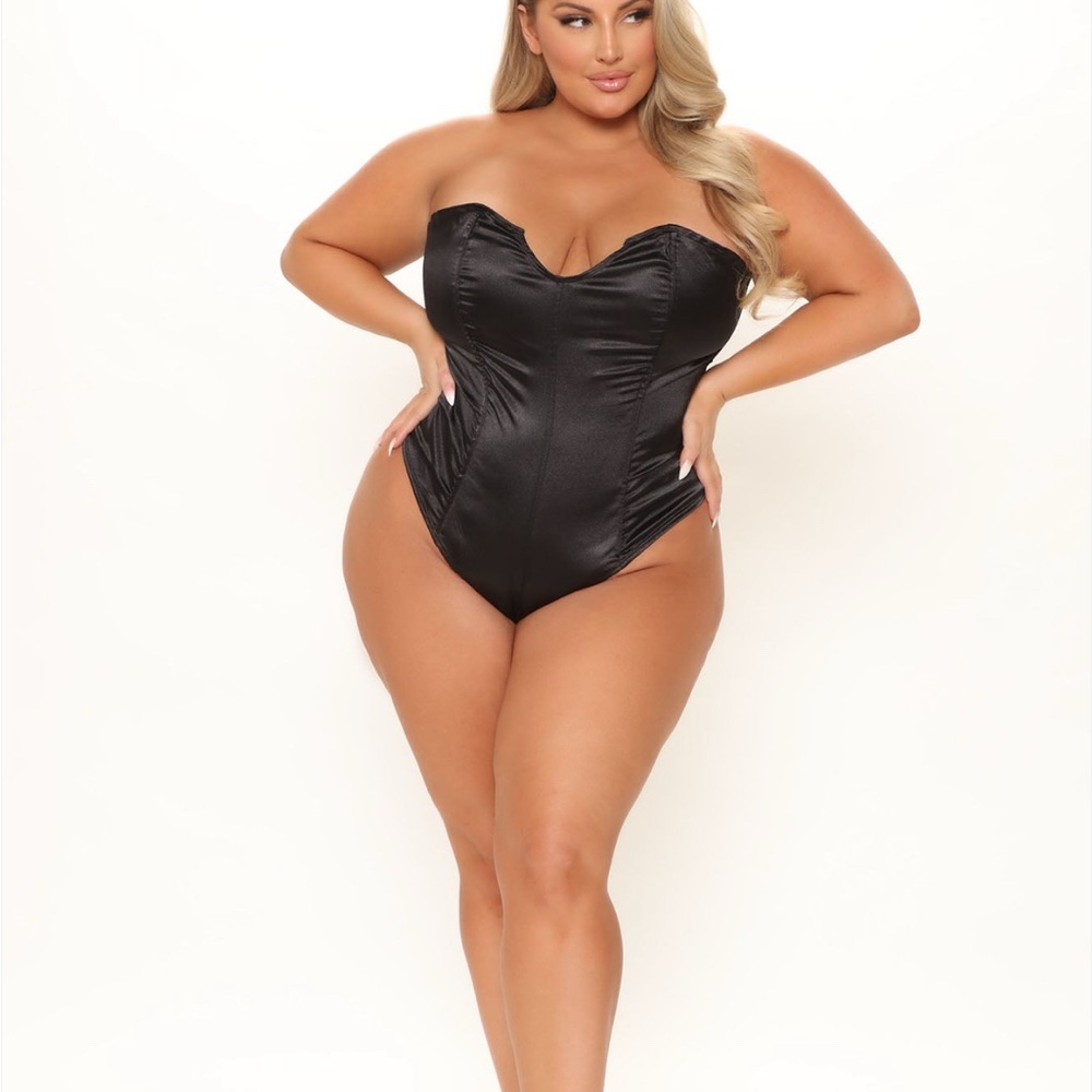 Fashion Nova Bunny Costume 2 Piece